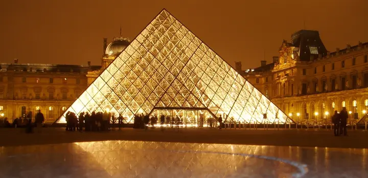 ปารีส ฝรั่งเศส หอไอเฟล ลูฟร์ ทัวร์ยุโรป